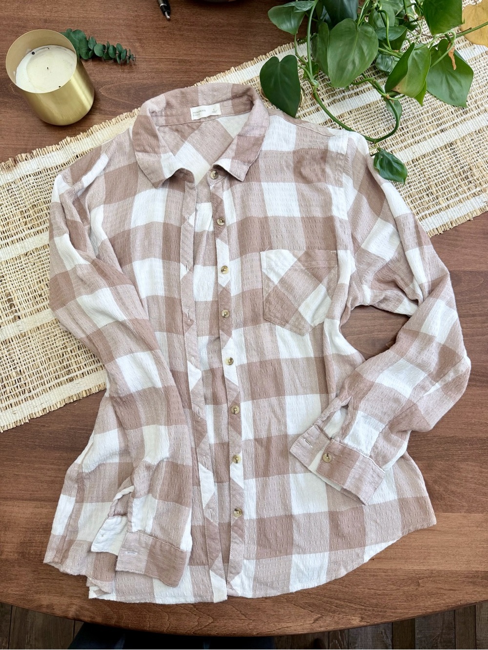Maurices Women's Plaid Button-Up Shirt - Cream & Tan